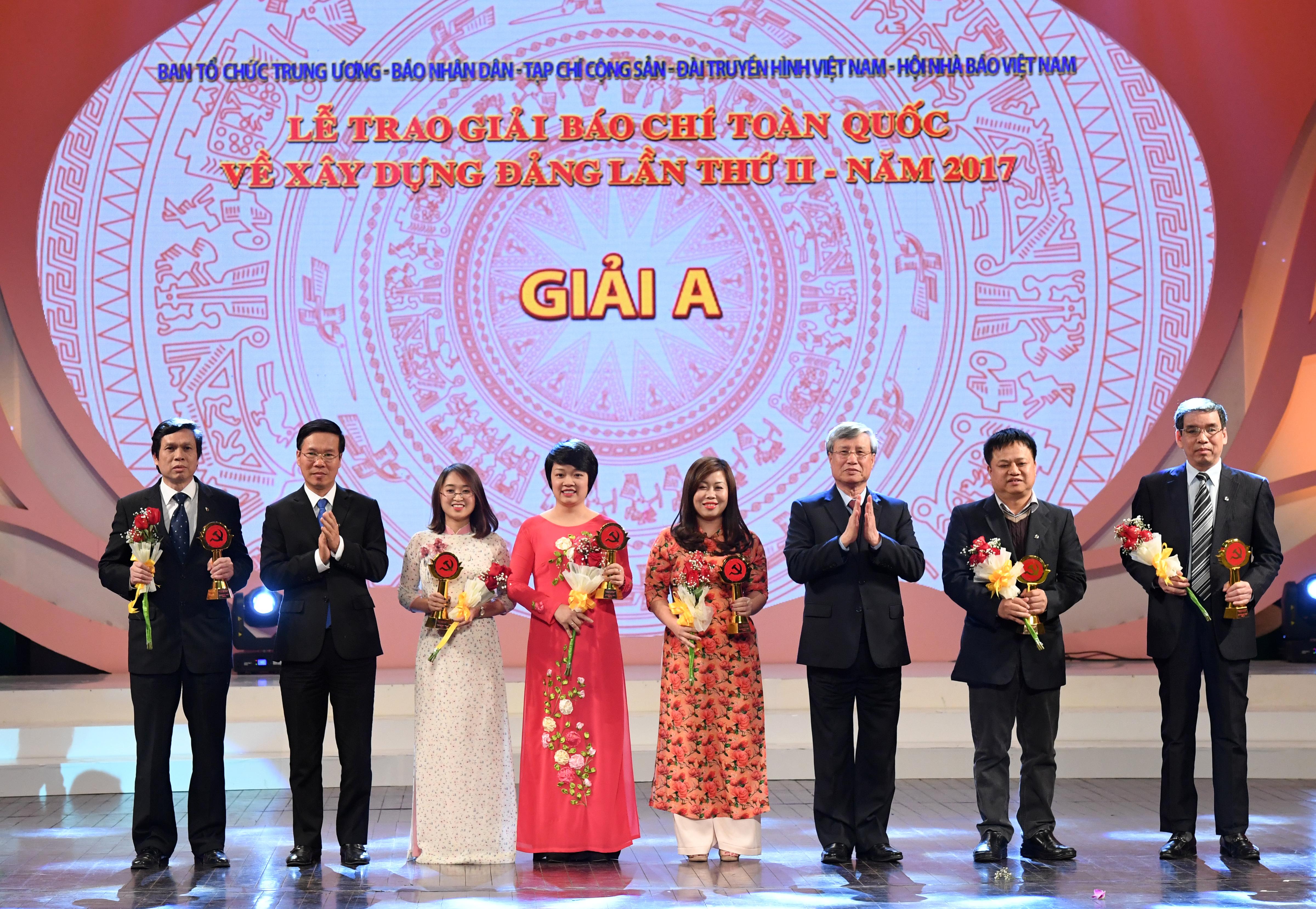 Trao Giải báo chí toàn quốc về xây dựng Đảng: Trách nhiệm, tâm huyết vì sự vững mạnh của Đảng