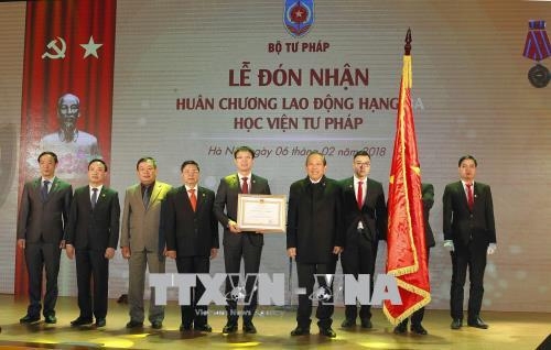 Phó Thủ tướng Thường trực Chính phủ Trương Hòa Bình dự lễ kỷ niệm 20 năm thành lập Học viện Tư pháp