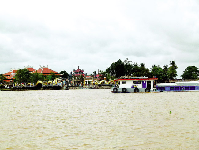 Tiềm năng du lịch trên sông Đồng Nai 