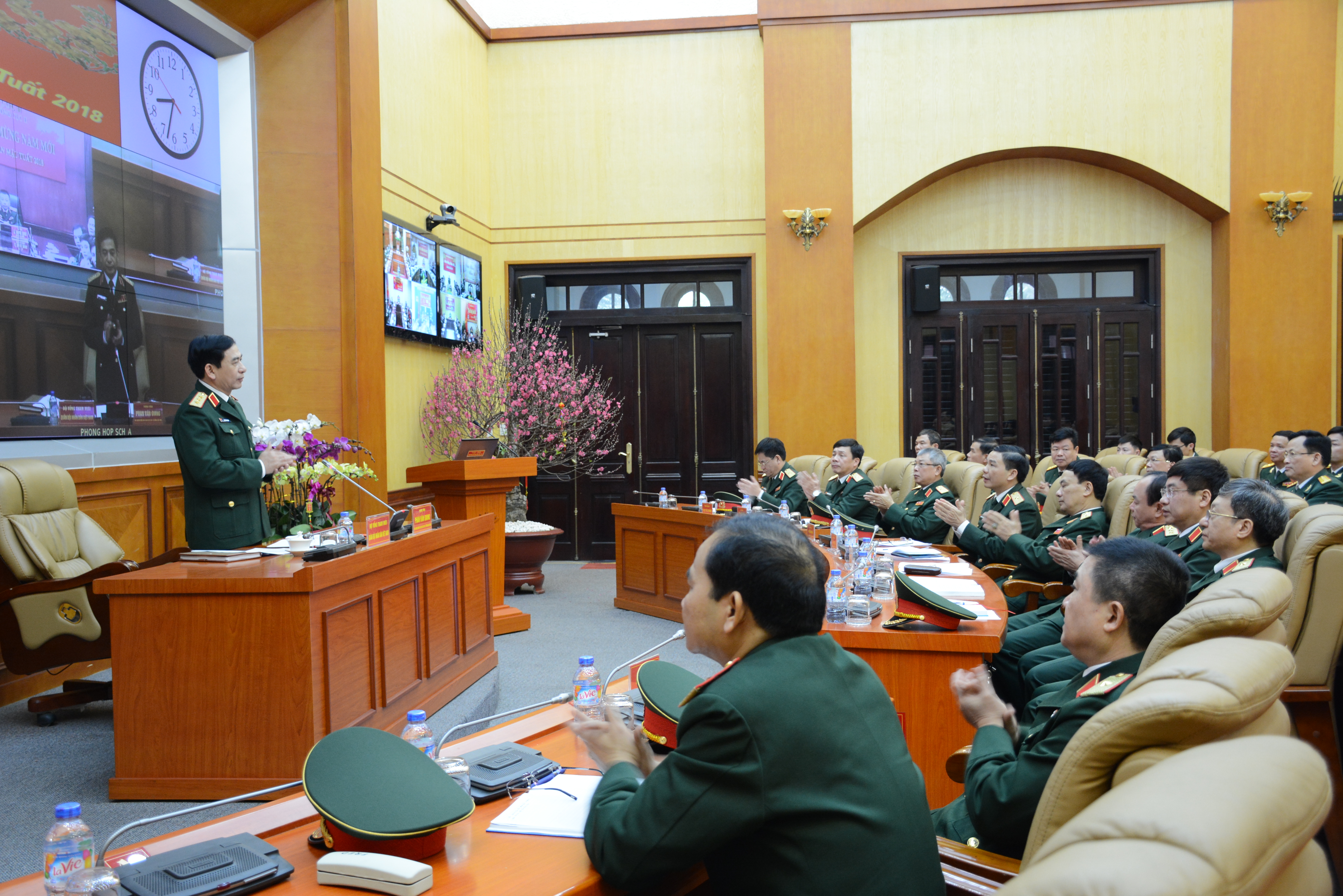 Thượng tướng Phan Văn Giang chủ trì giao ban đầu xuân và chúc Tết cán bộ, chiến sĩ toàn quân