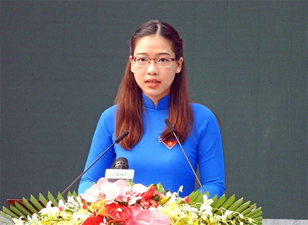 Khát vọng cống hiến của sinh viên 5 tốt

