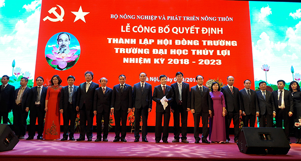 Công bố quyết định bổ nhiệm tân Hiệu trưởng Trường Đại học Thủy lợi

