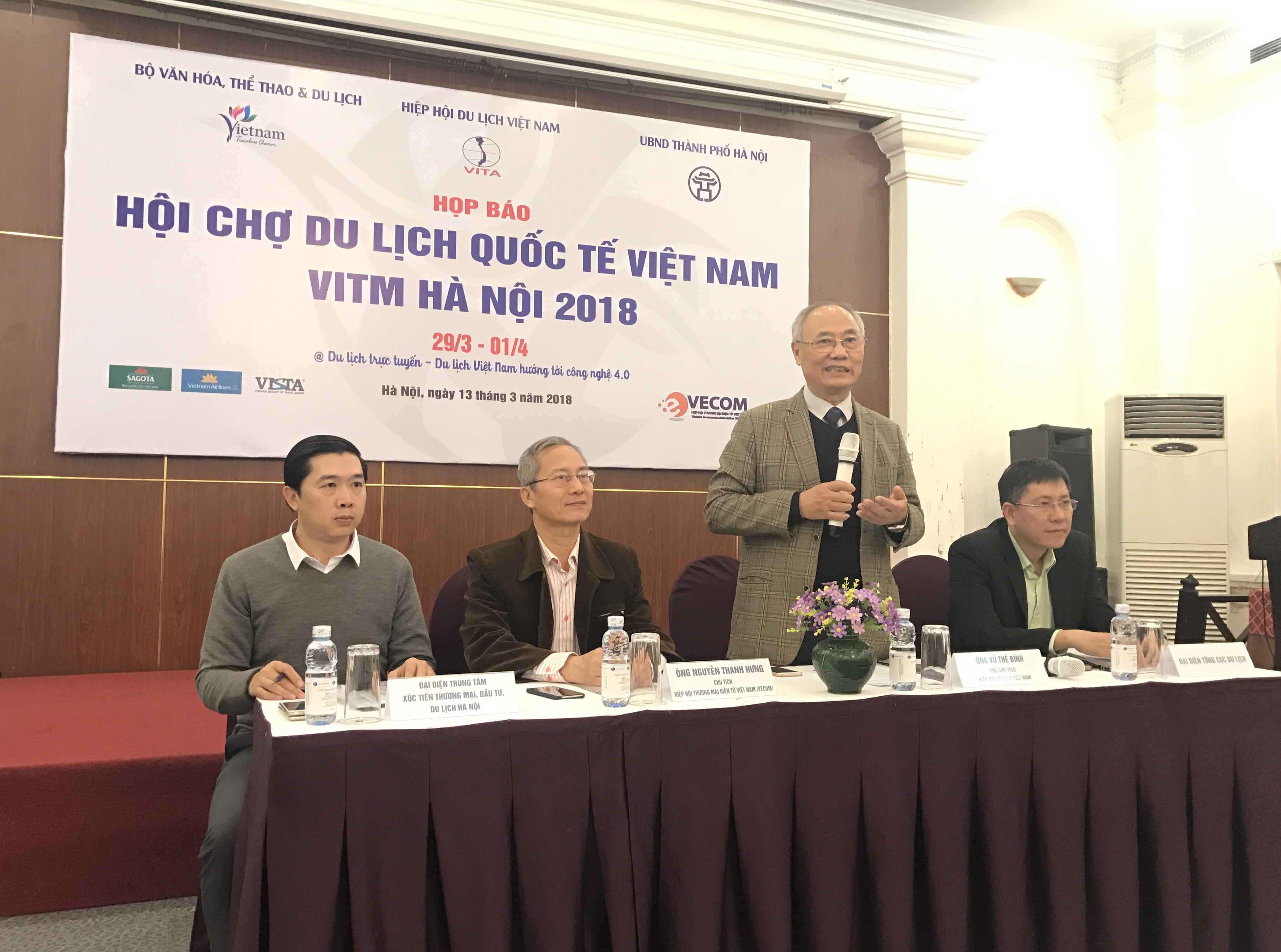 Hơn 40.000 vé máy bay giá rẻ được bán tại VITM Hà Nội 2018