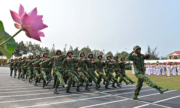 Trung đoàn 9 (Sư đoàn 8, Quân khu 9) kỷ niệm ngày truyền thống