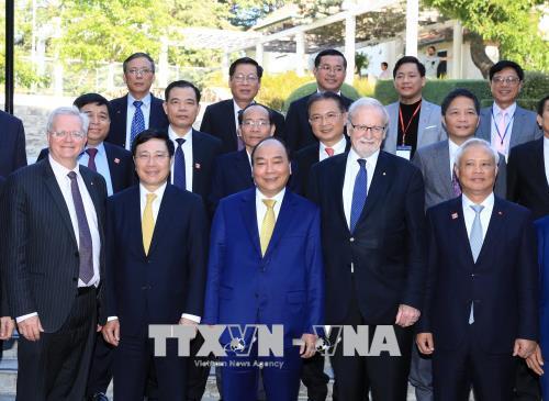 Thủ tướng Nguyễn Xuân Phúc đến Canberra, bắt đầu thăm chính thức Australia