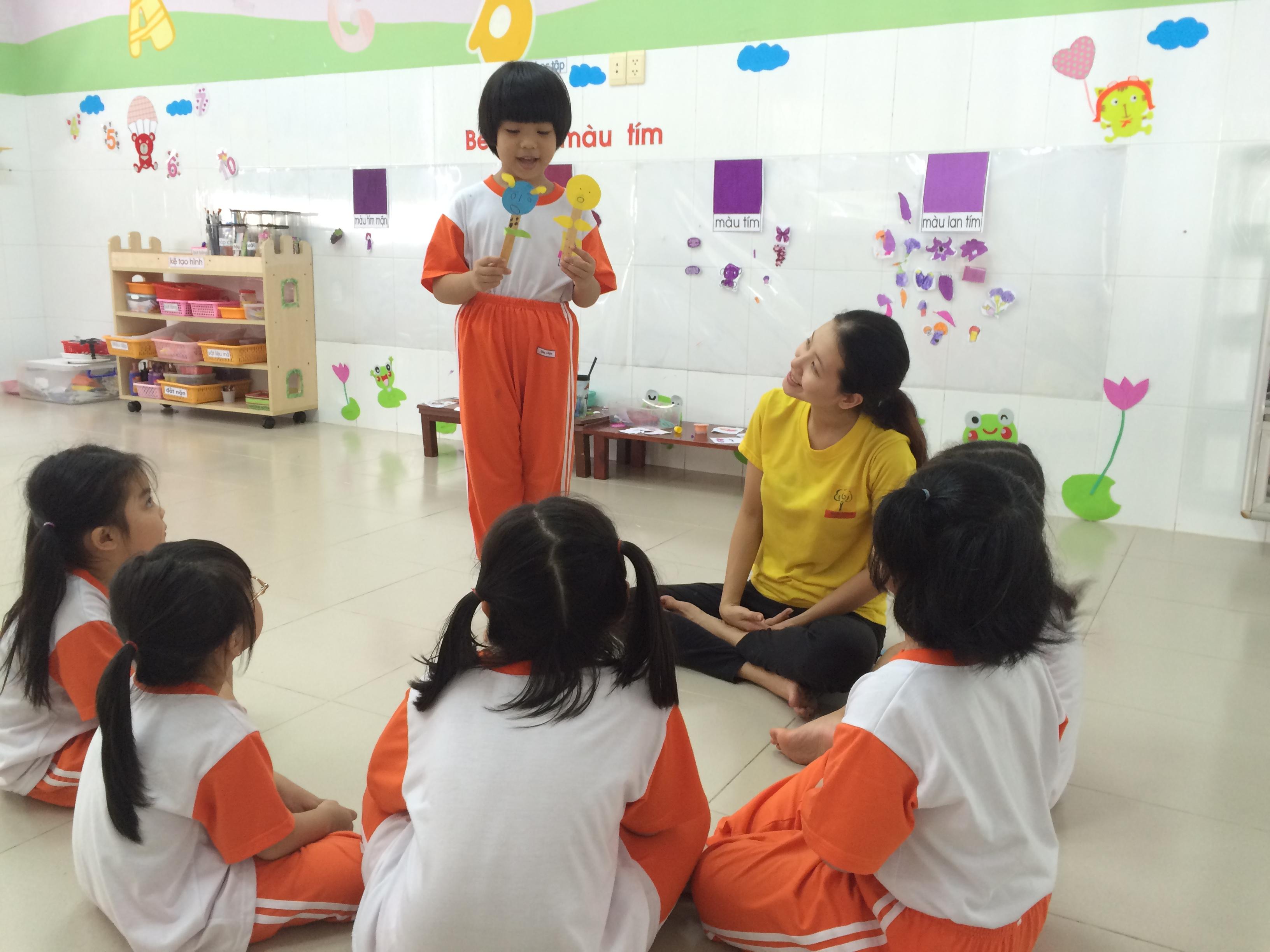 Tuyên dương gương sáng đảng viên

