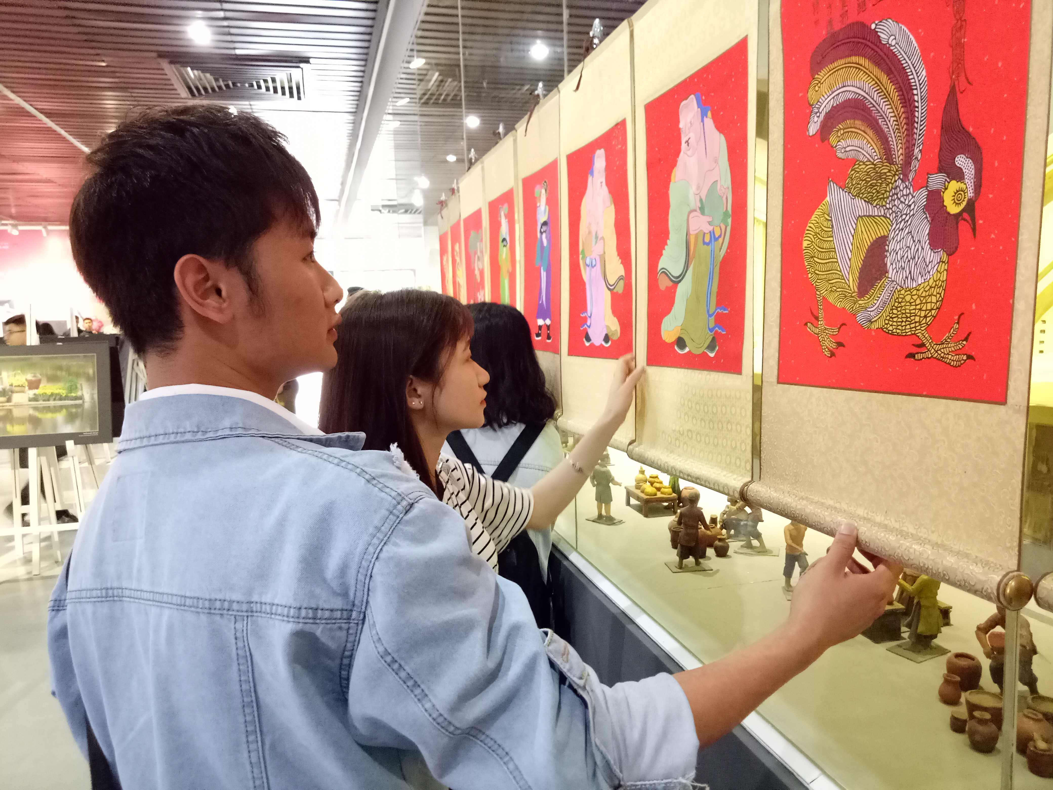 Khai mạc triển lãm ảnh “Nét Xuân” tại Bảo tàng Hà Nội 