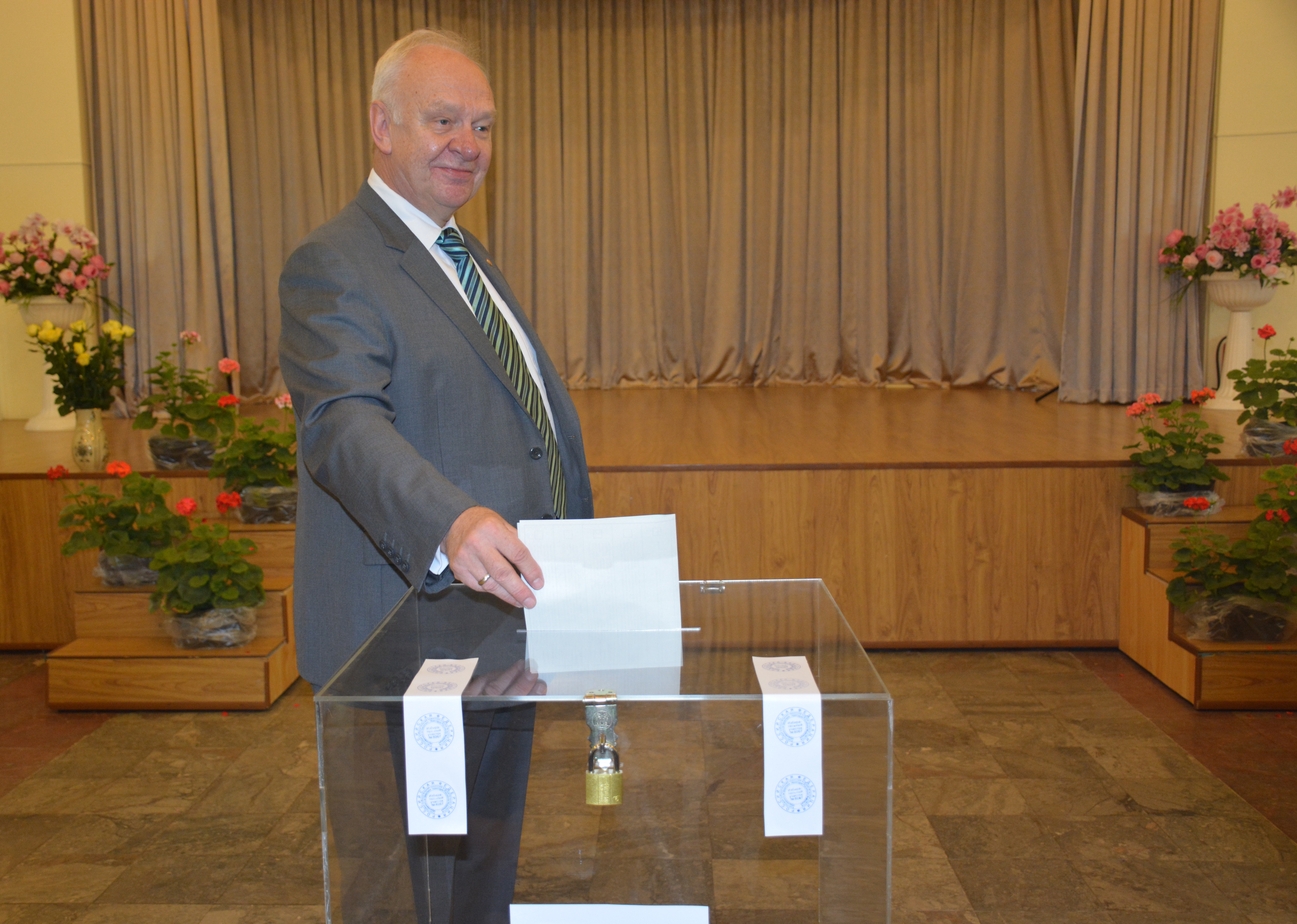 Trang mạng của Ủy ban Bầu cử Trung ương Nga bị tấn công