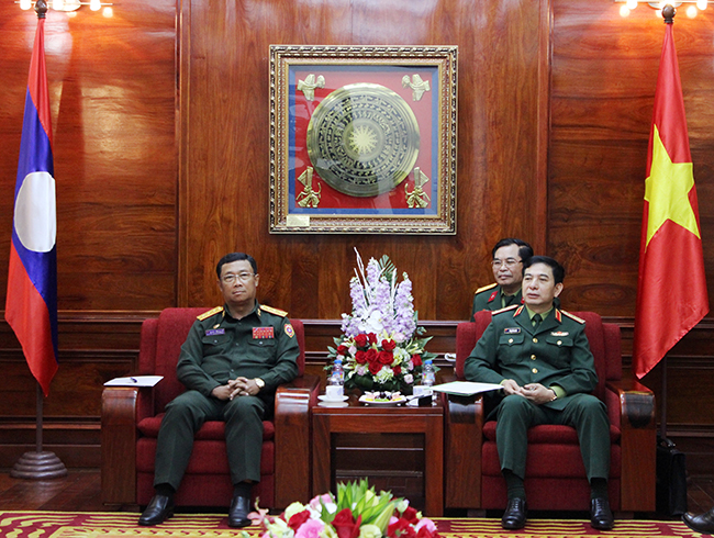 Quân đội Việt Nam và Lào tăng cường hợp tác song phương