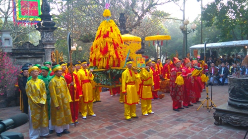 Lễ hội là nơi tôn vinh và truyền dịp những giá trị văn hóa đặc trưng của một dân tộc. Đến xem các nghi lễ, màn diễn và hoạt động thể hiện tinh thần đoàn kết, tôn vinh văn hóa và bản sắc dân tộc Việt Nam.