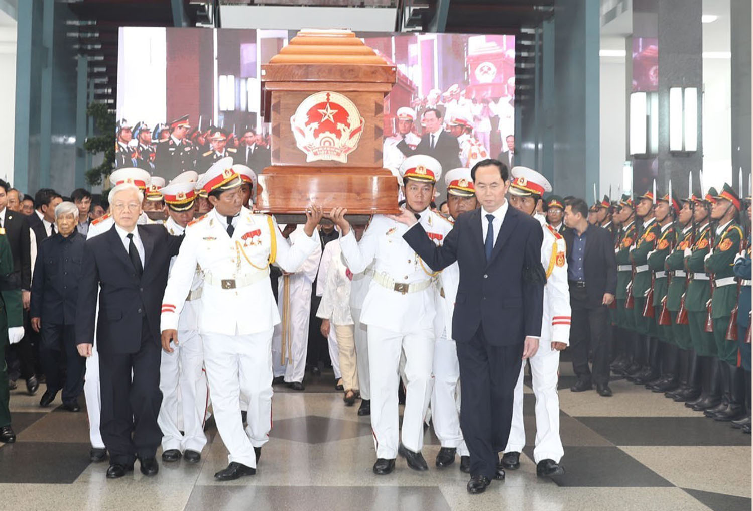 Cử hành trọng thể Lễ truy điệu và an táng nguyên Thủ tướng Phan Văn Khải

