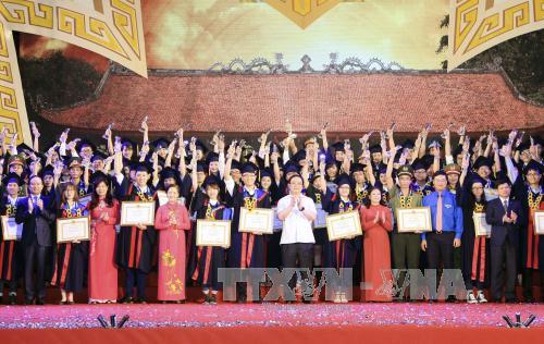 NUÔI DƯỠNG TINH THẦN HIẾU HỌC