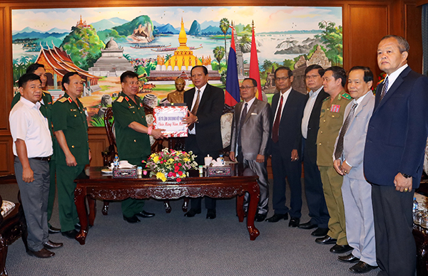 Thắm tình hữu nghị Việt Nam - Lào – Cam-pu-chia