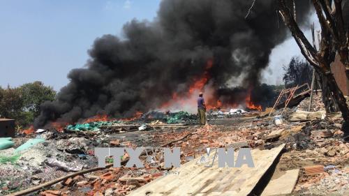 Thành phố Hồ Chí Minh: Dập tắt kịp thời đám cháy tại cơ sở tái chế nhựa 