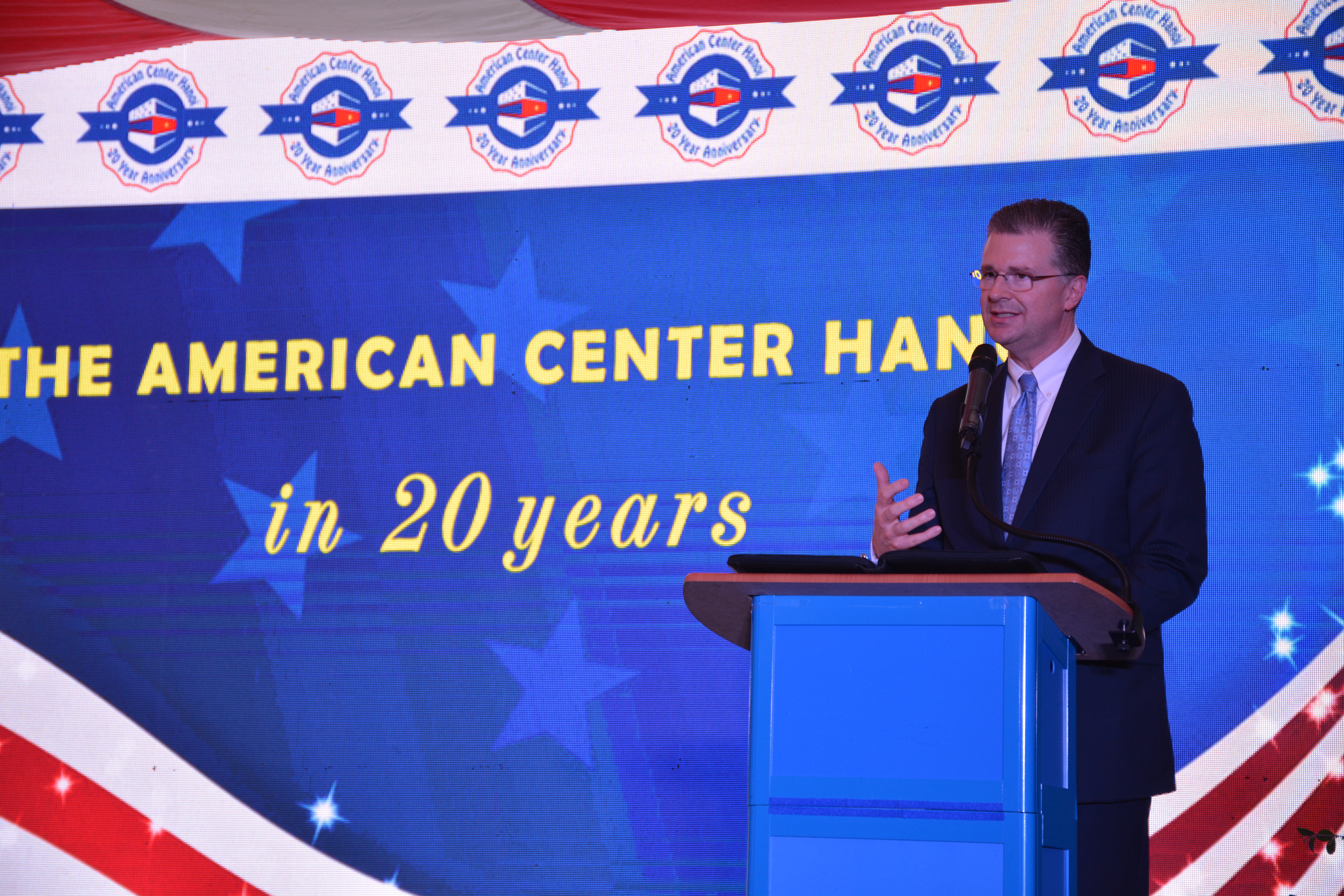 Phát động “Chiến dịch ngăn chặn ô nhiễm chất thải nhựa” tại Hà Nội