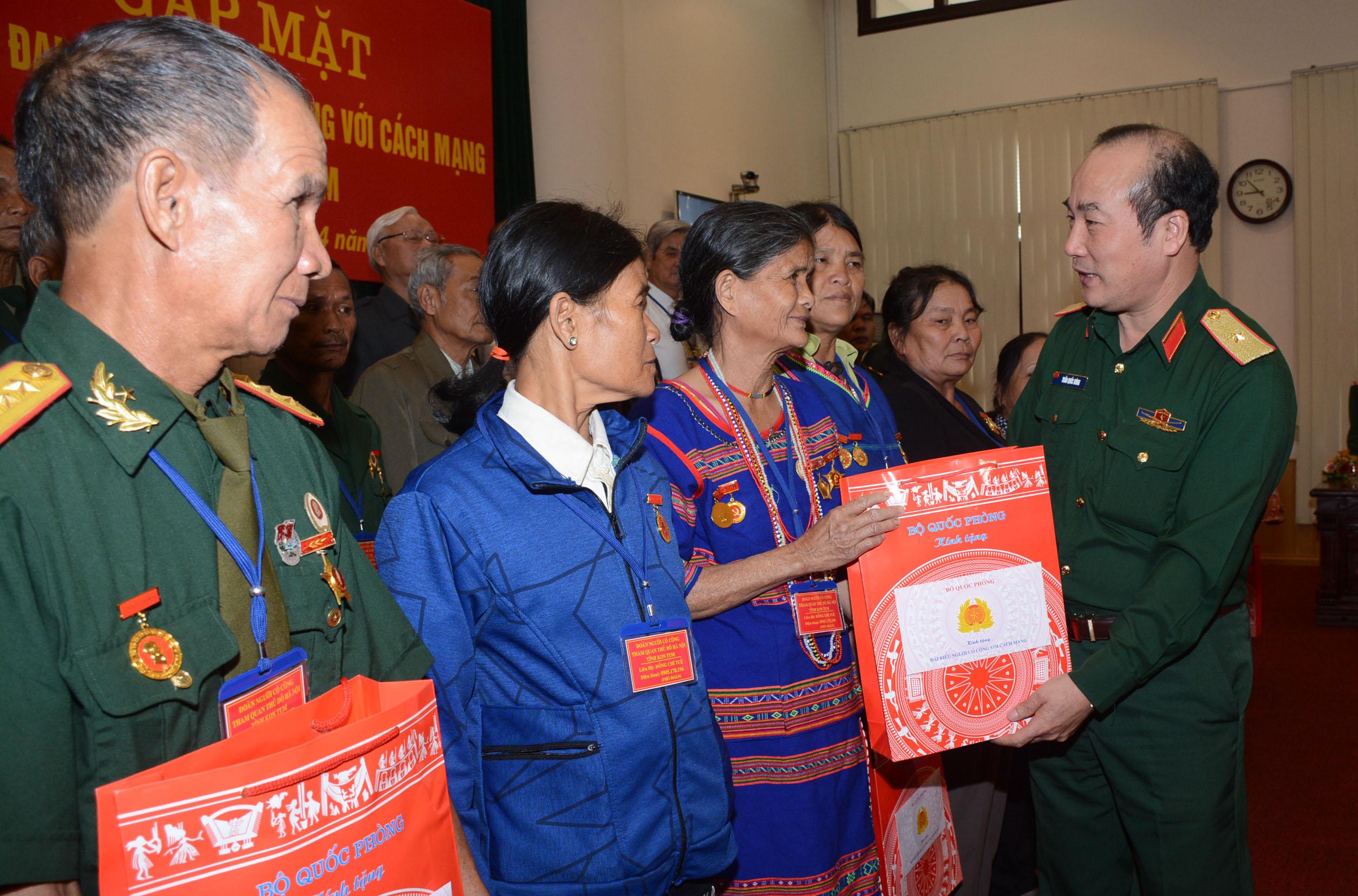 Với tất cả tấm lòng thành kính, tri ân