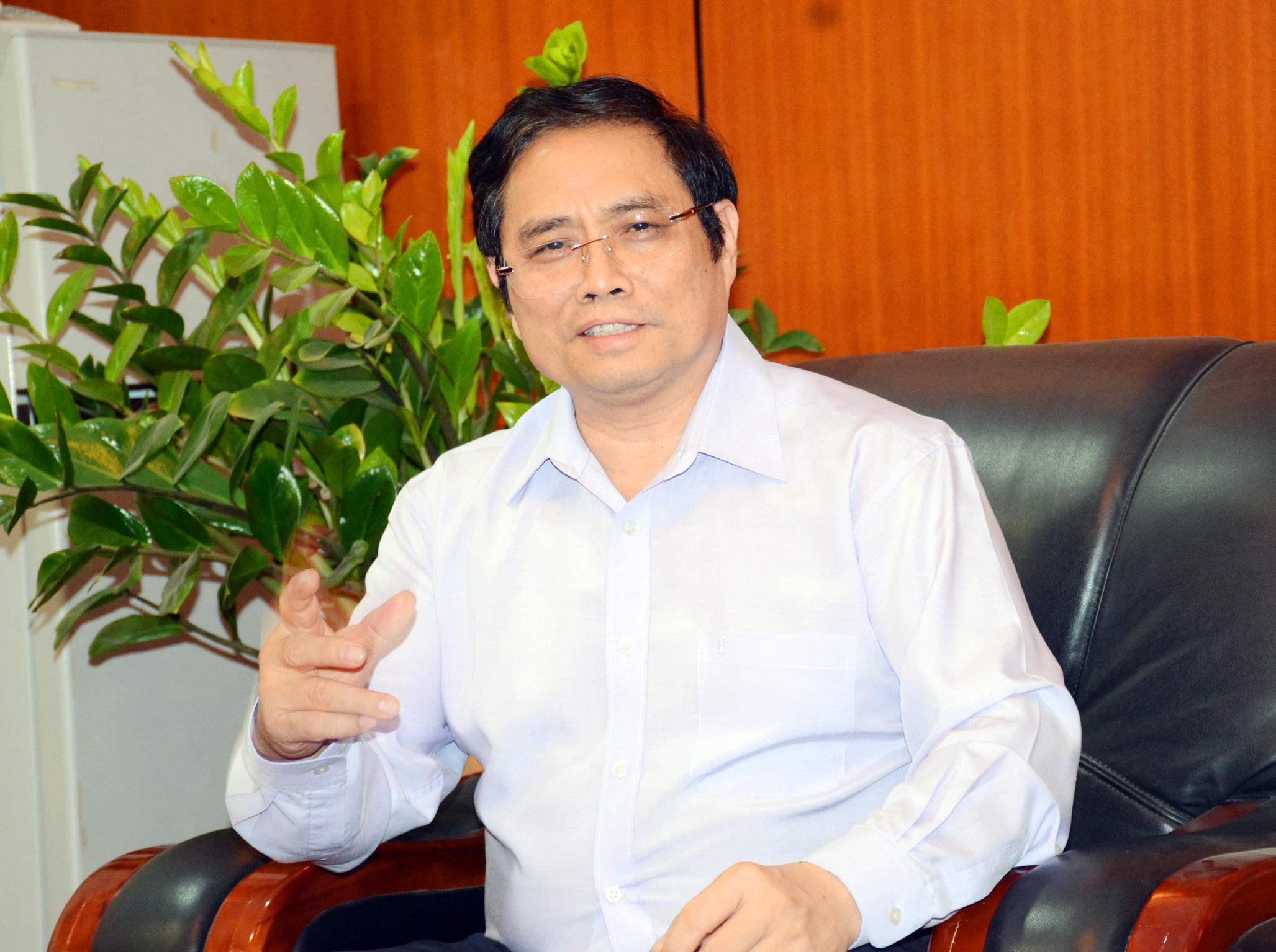 Phải đẩy mạnh tổng kết thực tế, nghiên cứu khoa học, phát triển lý luận về công tác cán bộ