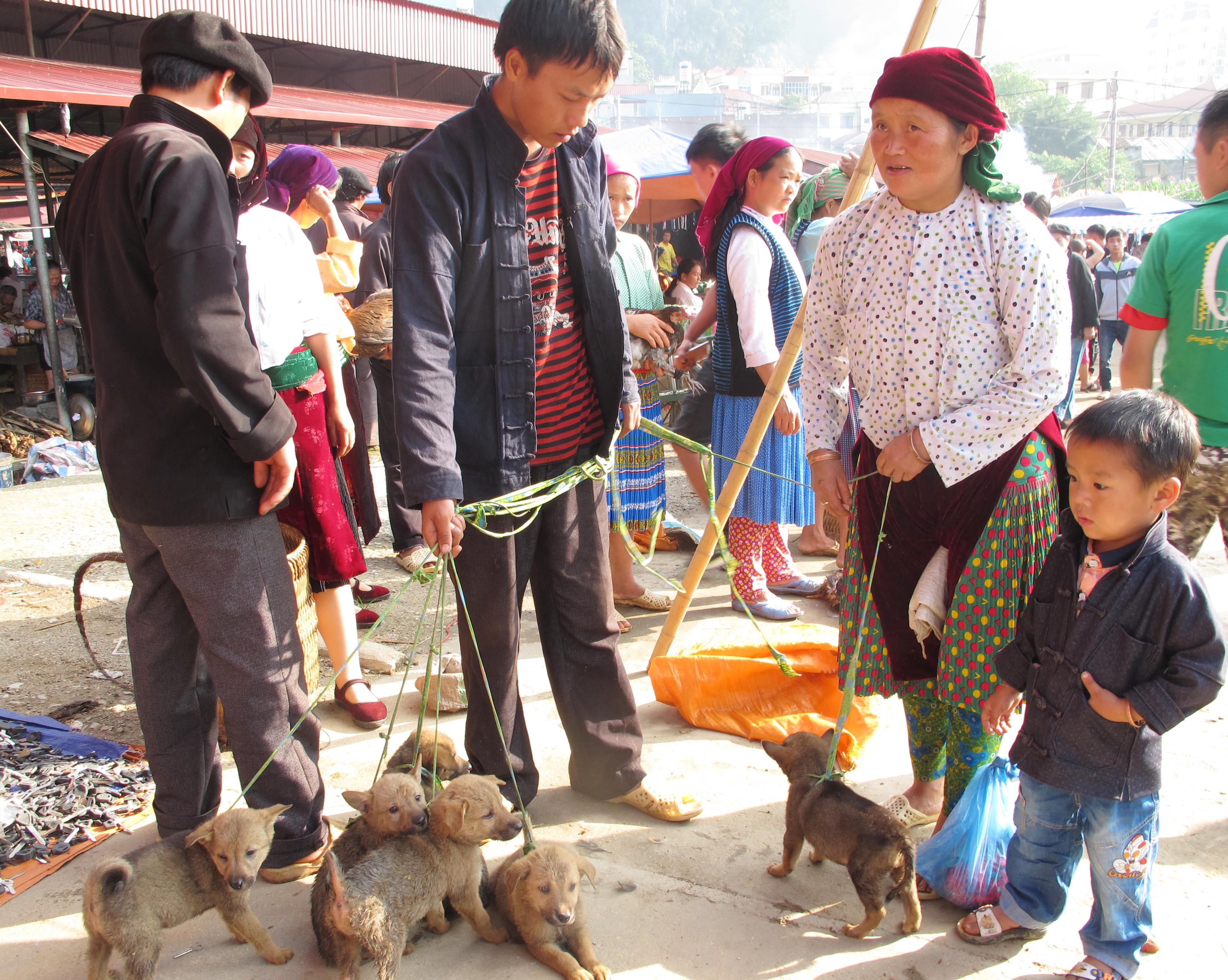 Độc đáo chợ phiên Mèo Vạc