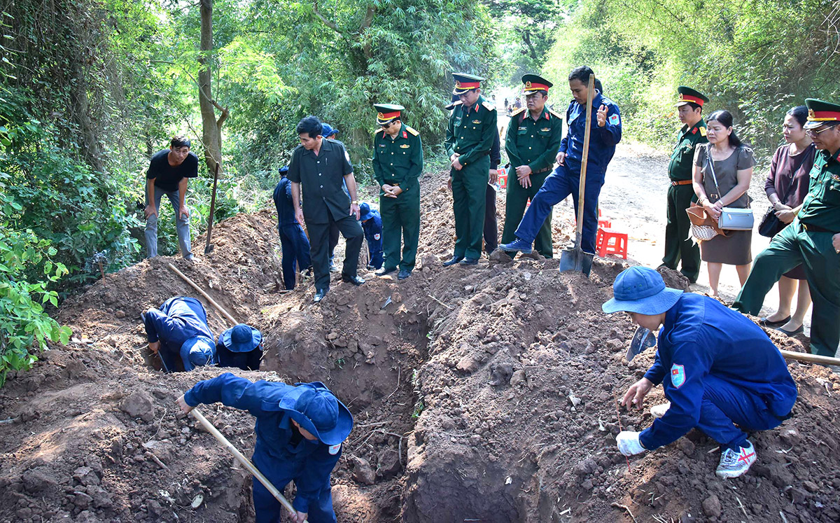 Tập huấn hướng dẫn thực hiện lập bản đồ tìm kiếm, quy tập hài cốt liệt sĩ tại Quân khu 9