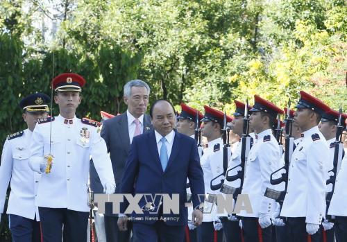 Hợp tác Việt Nam - Singapore phát triển cả về bề rộng lẫn chiều sâu