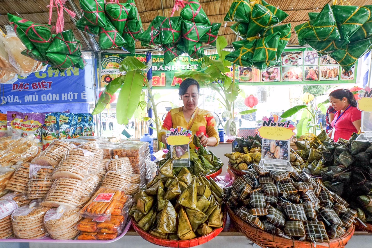 Sắc màu bánh dân gian Nam Bộ