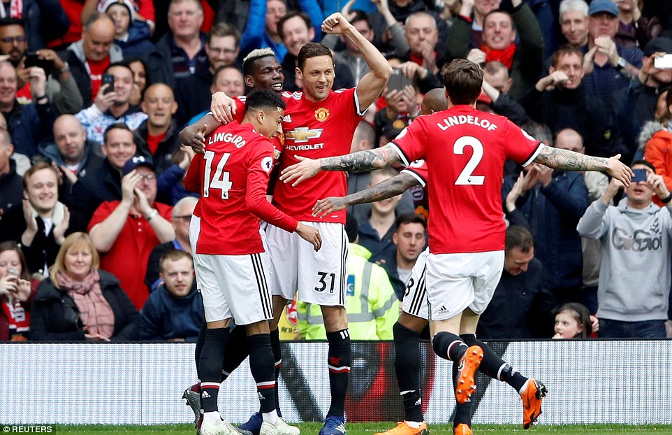 Man Utd đánh bại Arsenal nhờ bàn thắng ở phút bù giờ