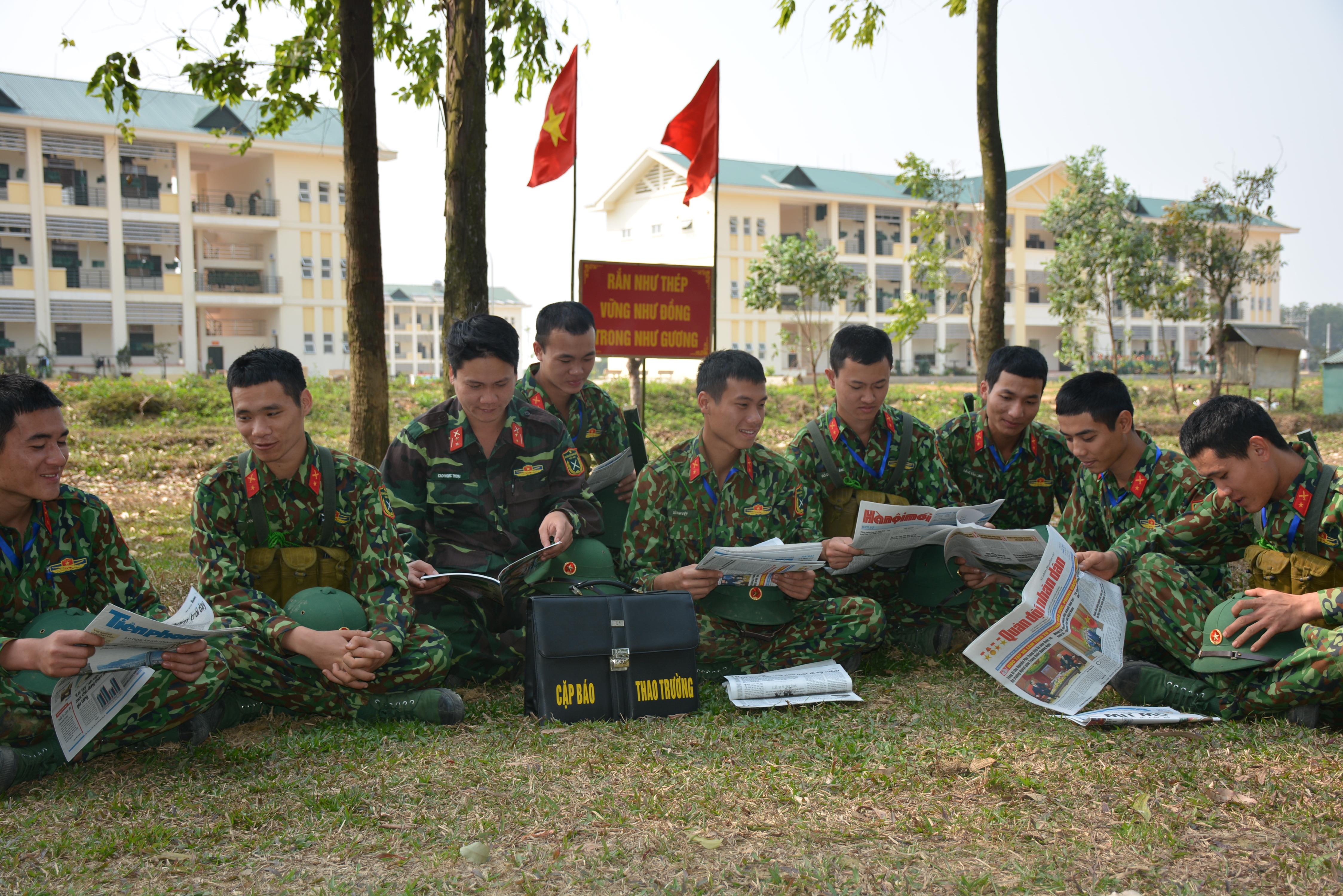 “Nhịp cầu trái tim” - món quà đặc biệt của chiến sĩ mới
