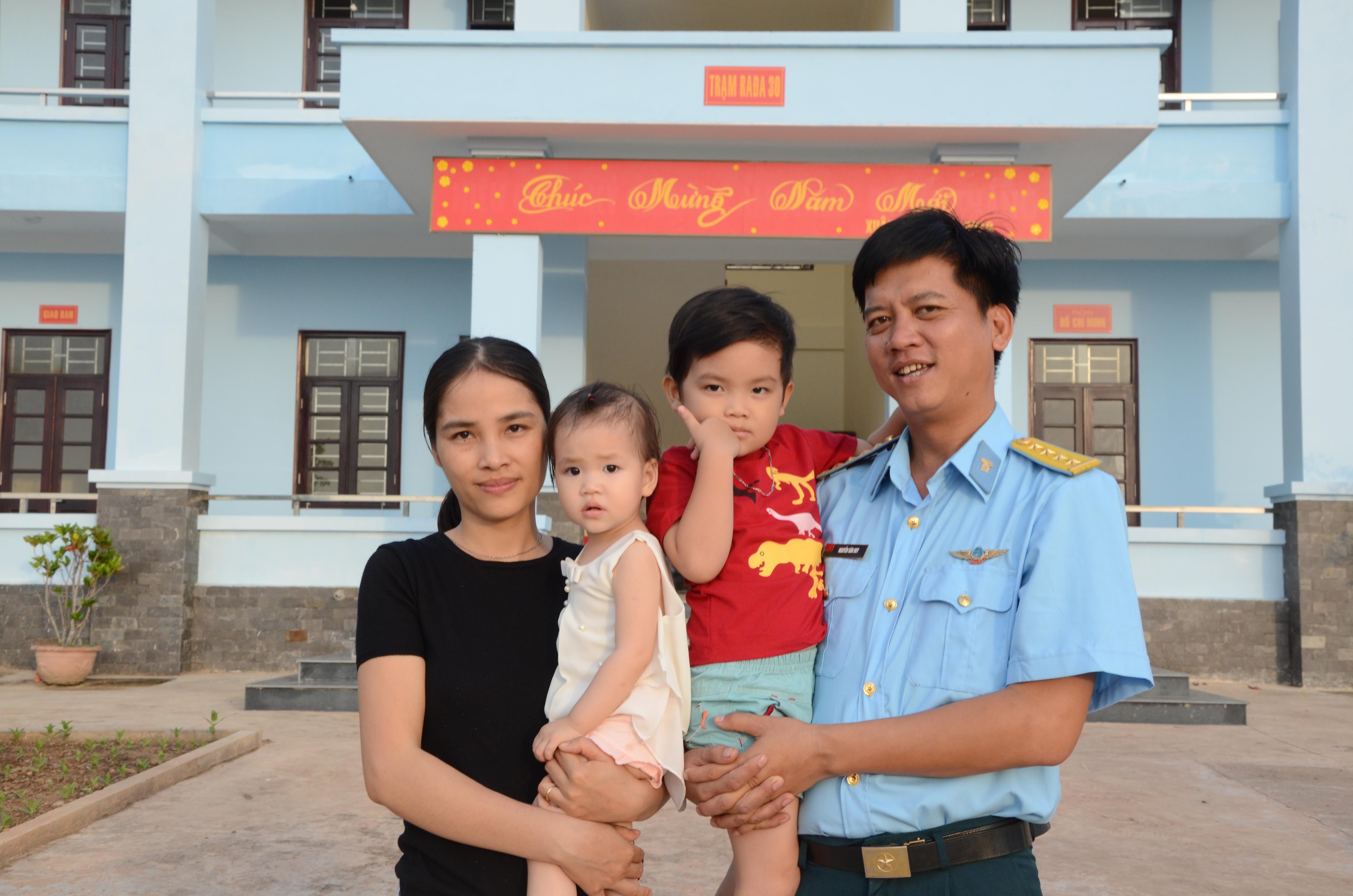 
Cuộc sống luôn đẹp khi tình yêu lên tiếng