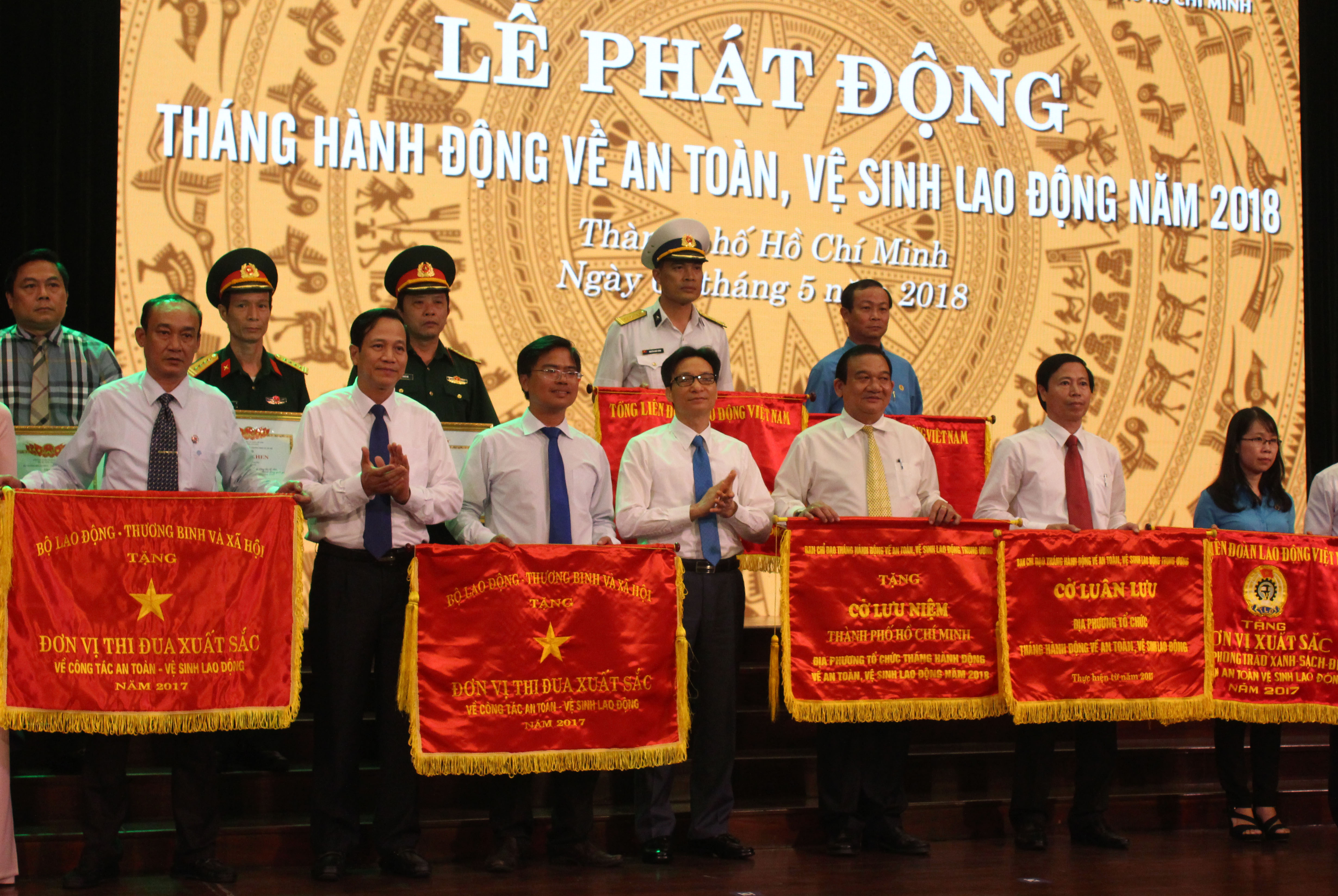 Phát động Tháng hành động về an toàn vệ sinh lao động năm 2018