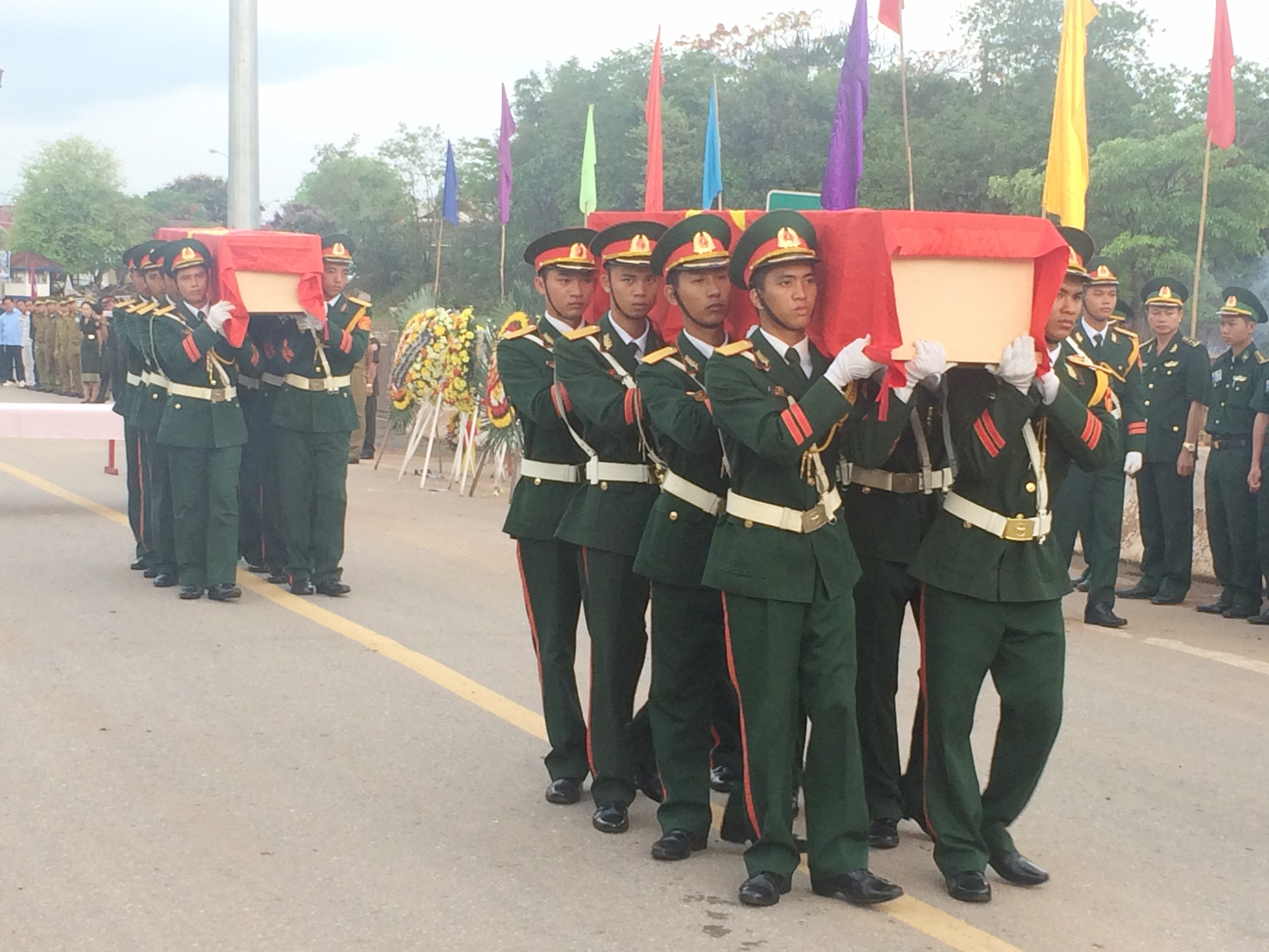 Quảng Trị: An táng 22 hài cốt liệt sĩ hy sinh tại Lào