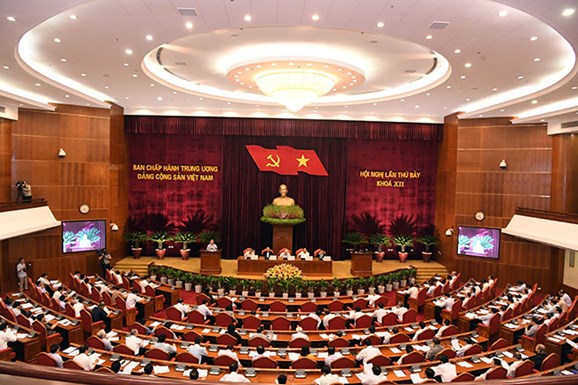 Trọng dụng cán bộ trẻ như thế nào?