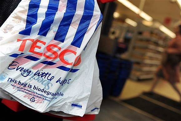 Anh: Các công ty lớn cam kết cắt giảm ô nhiễm chất thải nhựa