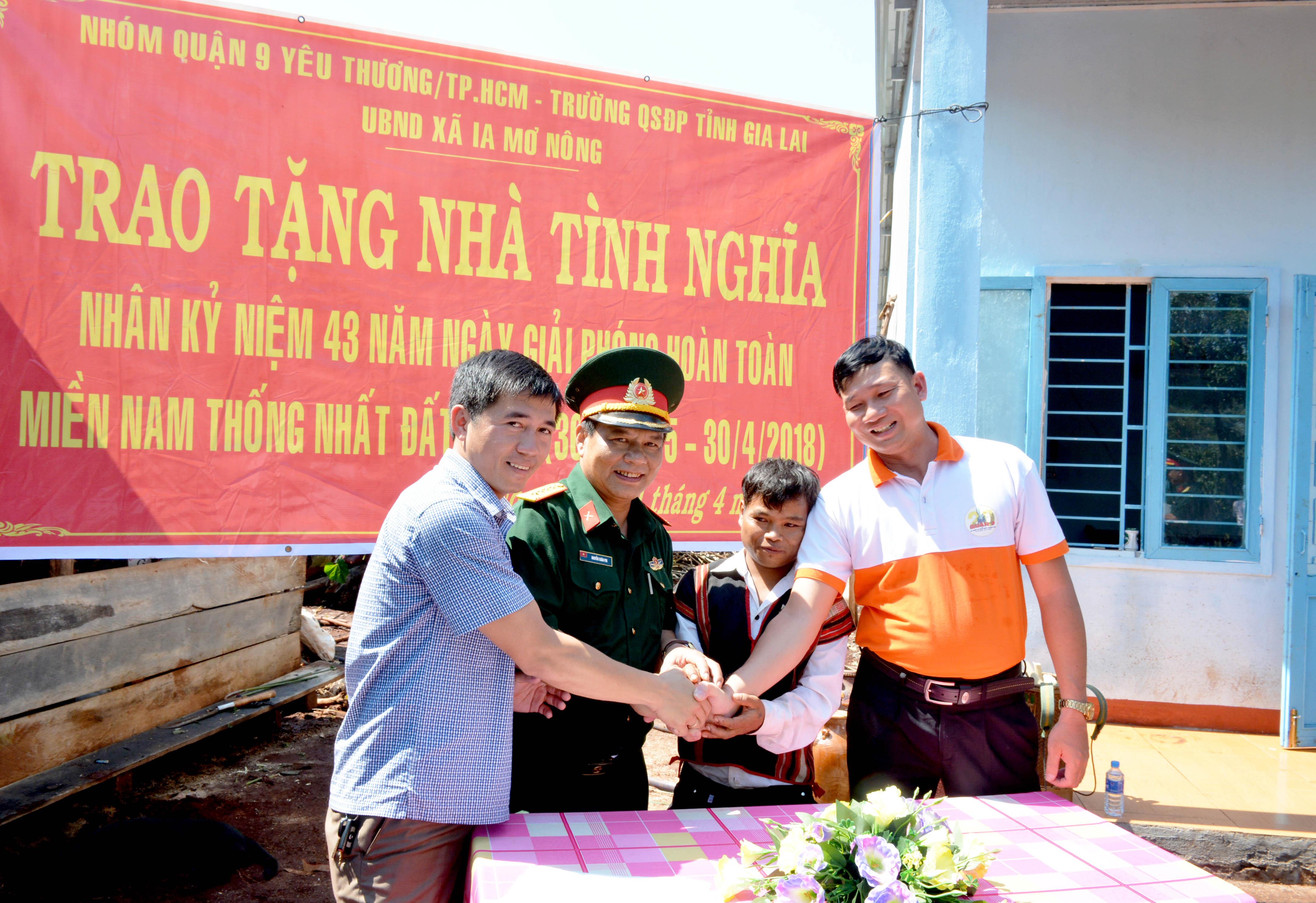 Món quà sinh kế tặng Rơ Châm Jin


