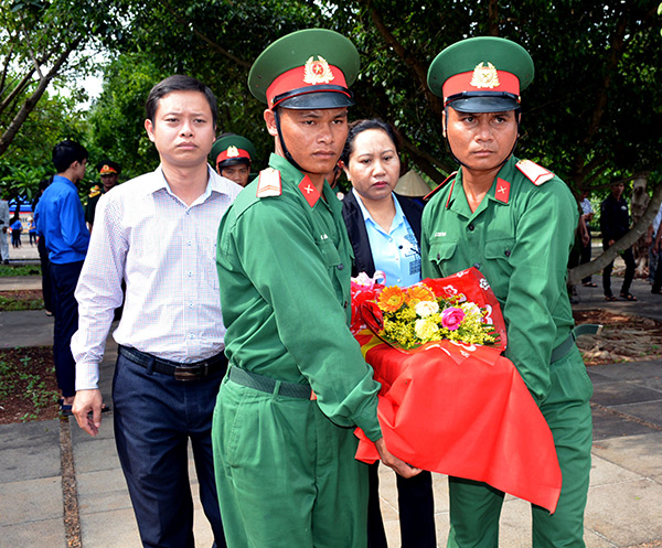 Gia Lai: Tổ chức Lễ truy điệu và an táng 21 hài cốt liệt sĩ