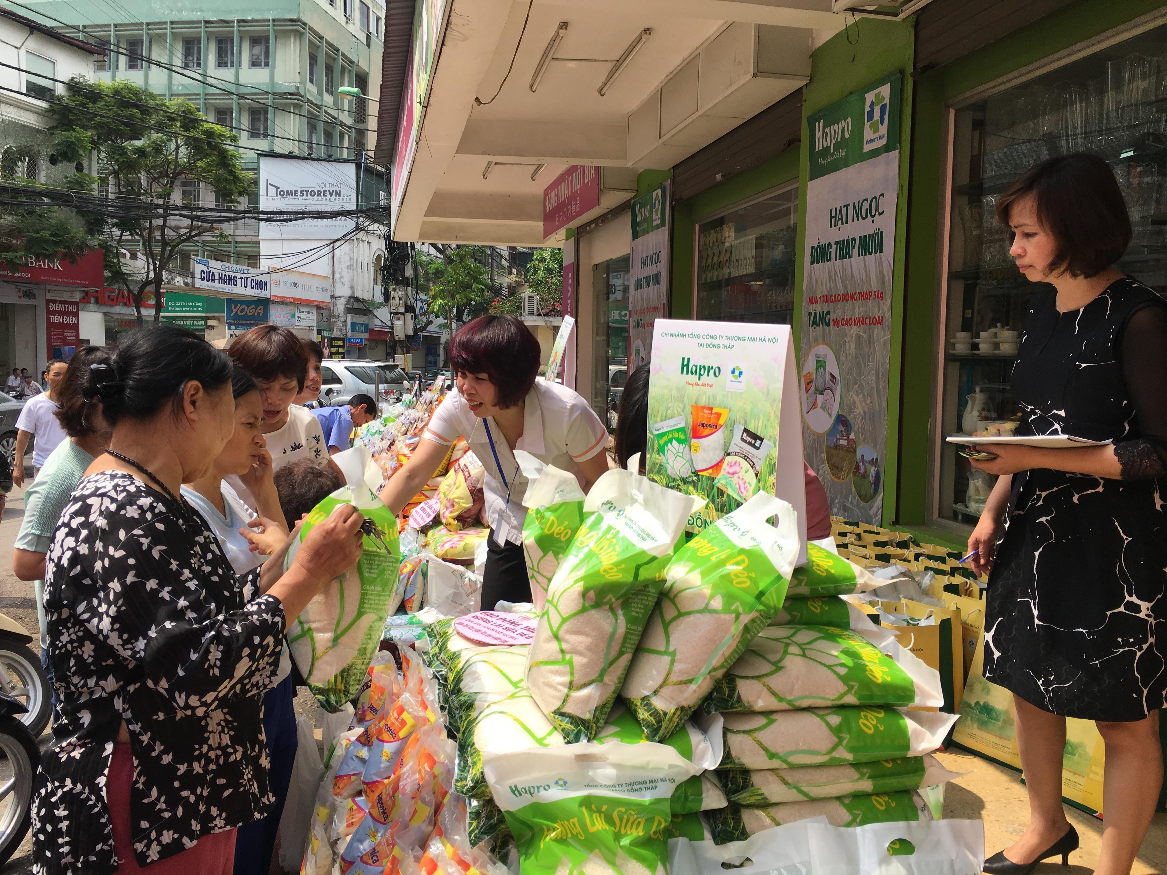 Đưa gạo chất lượng cao vào thị trường nội địa