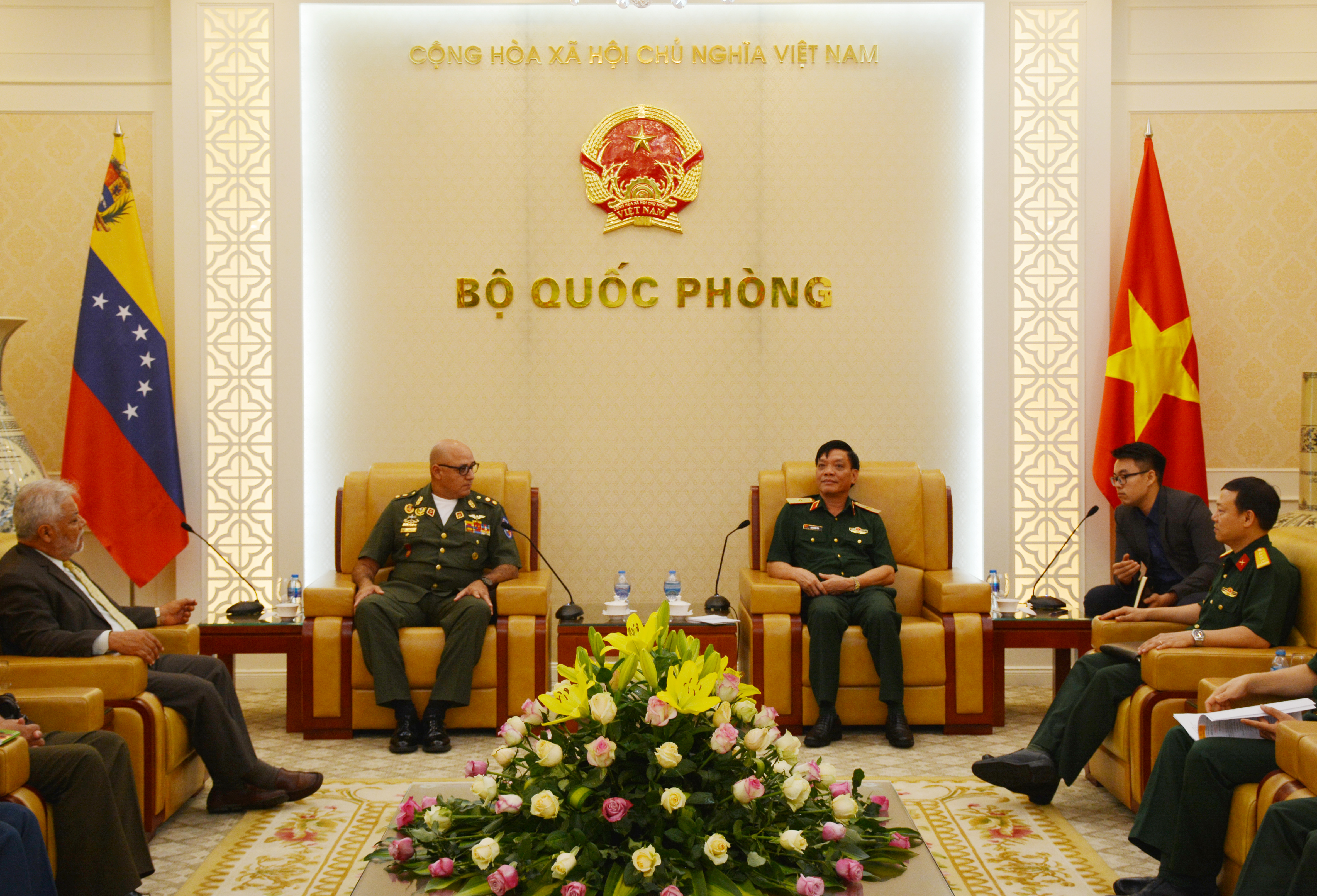 Đẩy mạnh hợp tác quốc phòng Việt Nam – Venezuela

