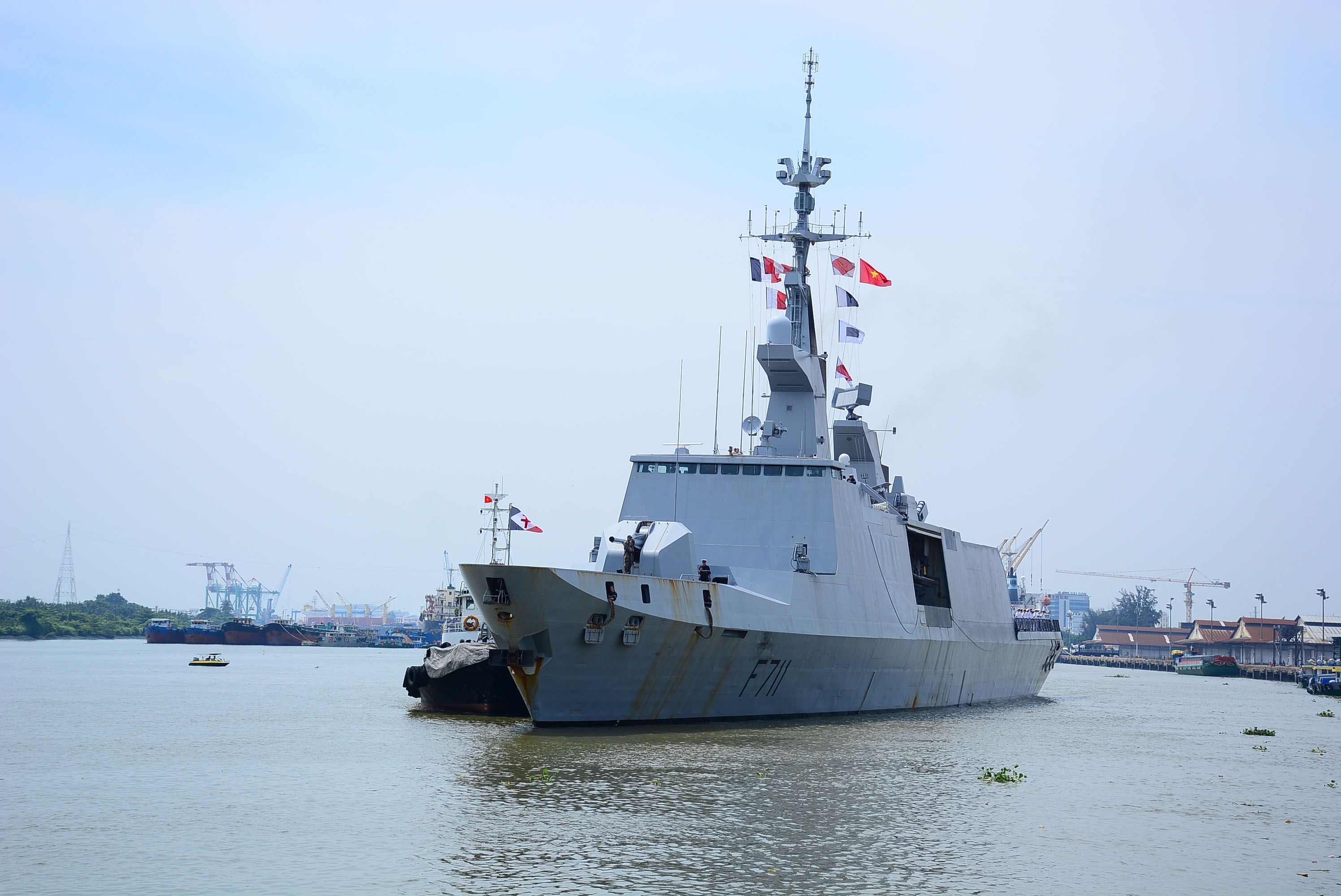 Đoàn tàu Hải quân Cộng hòa Pháp thăm xã giao TP Hồ Chí Minh