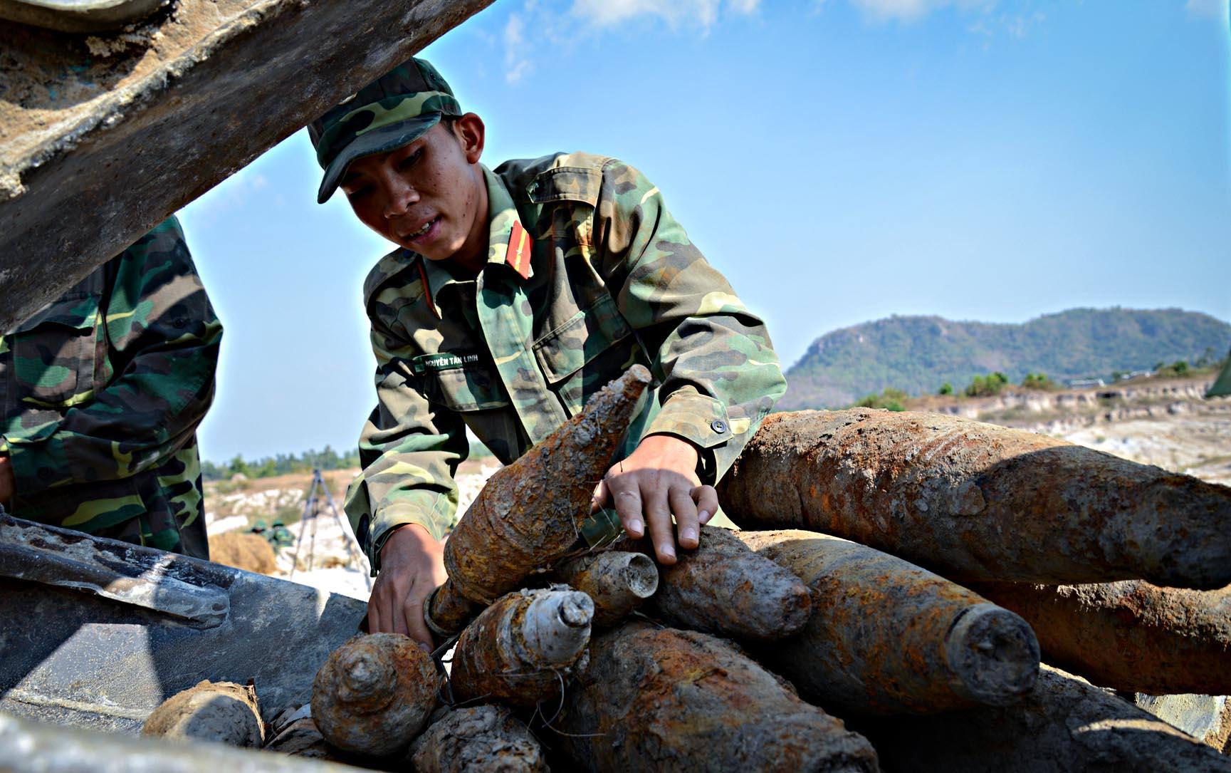 Khắc phục ô nhiễm bom, mìn ở Đồng bằng sông Cửu Long


