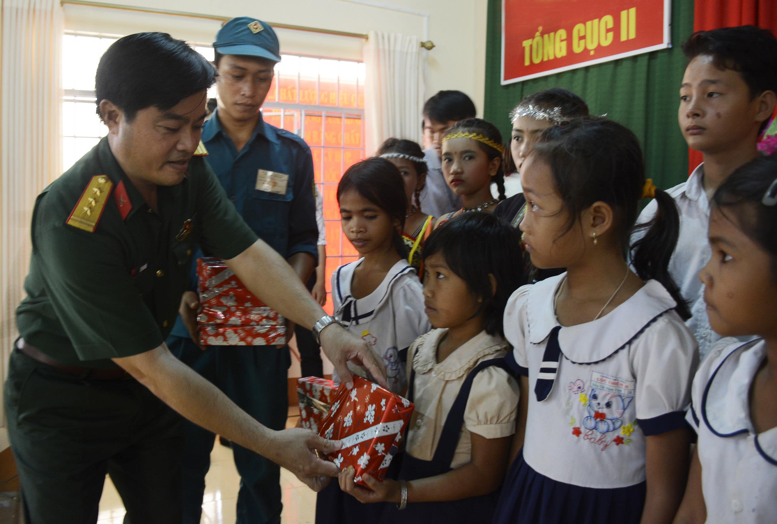 Nghĩa tình với Lộc Ninh