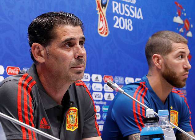 World Cup 2018: Tây Ban Nha rối ren, Bồ Đào Nha hưởng lợi?