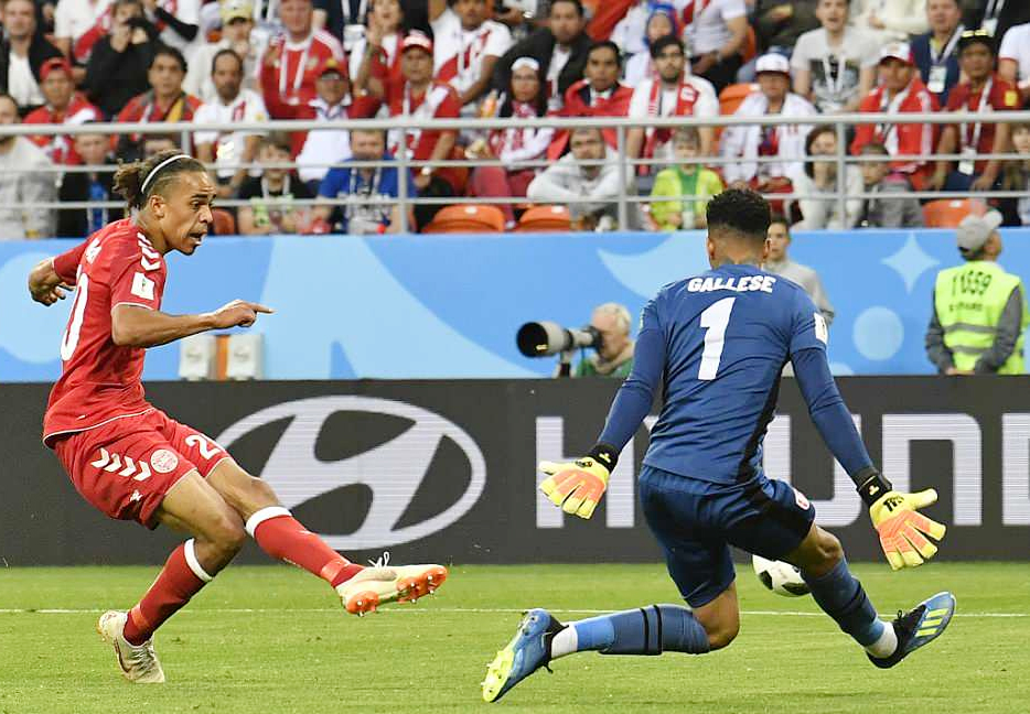 Peru 0-1 Đan Mạch: 