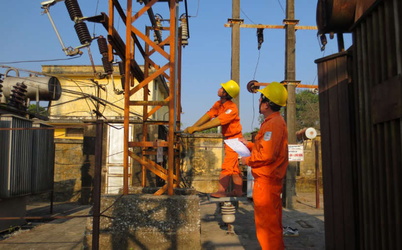 Nắng nóng kéo dài, sản lượng tiêu thụ điện toàn quốc cao kỷ lục