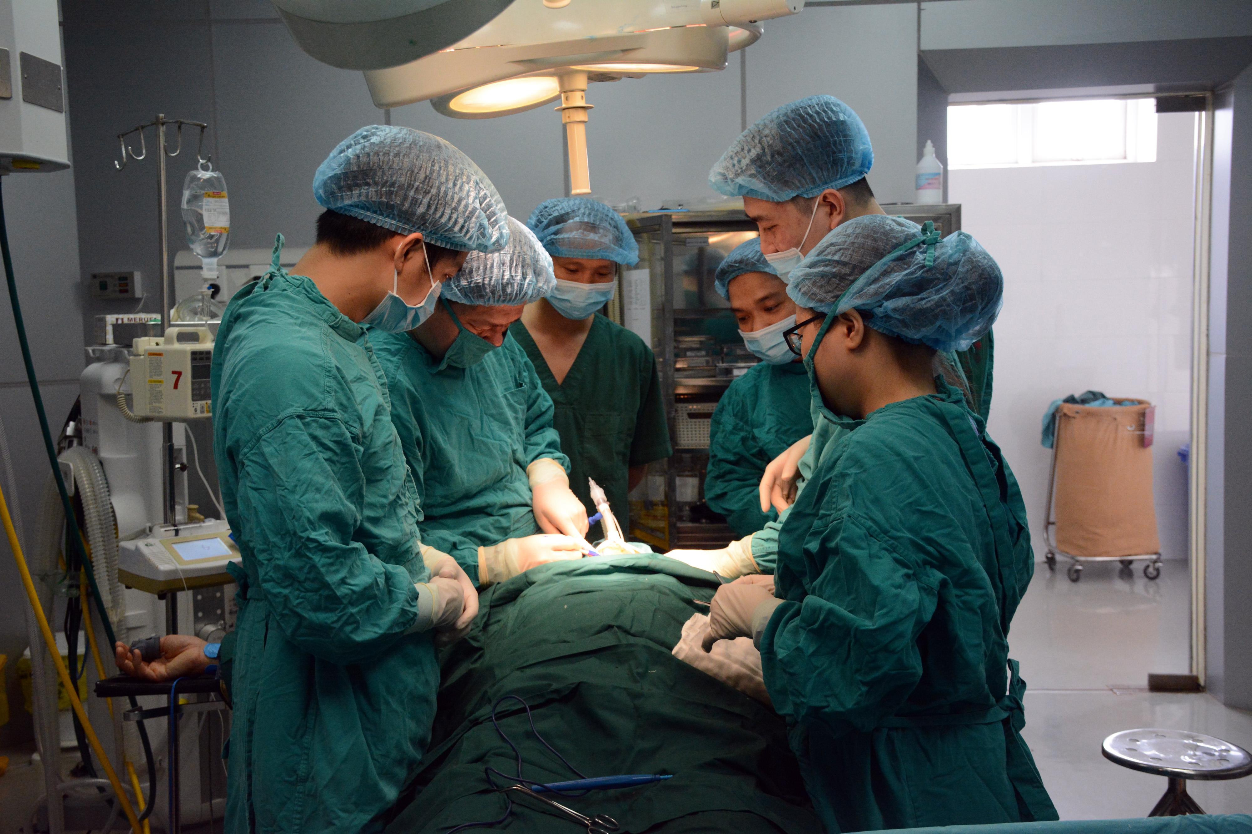 Tiến bộ mới về nghiên cứu, điều trị bỏng trong quân đội