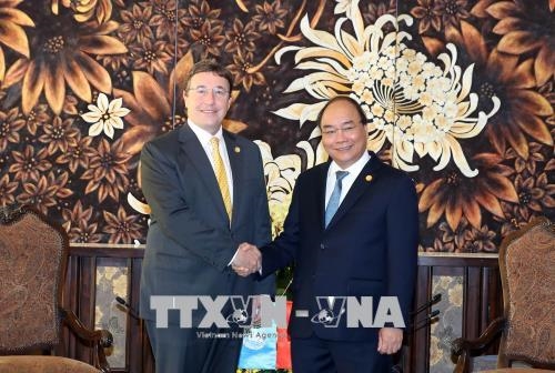 Thủ tướng Nguyễn Xuân Phúc tiếp Tổng giám đốc UNDP, UNIDO và Phó chủ tịch Ngân hàng Thế giới