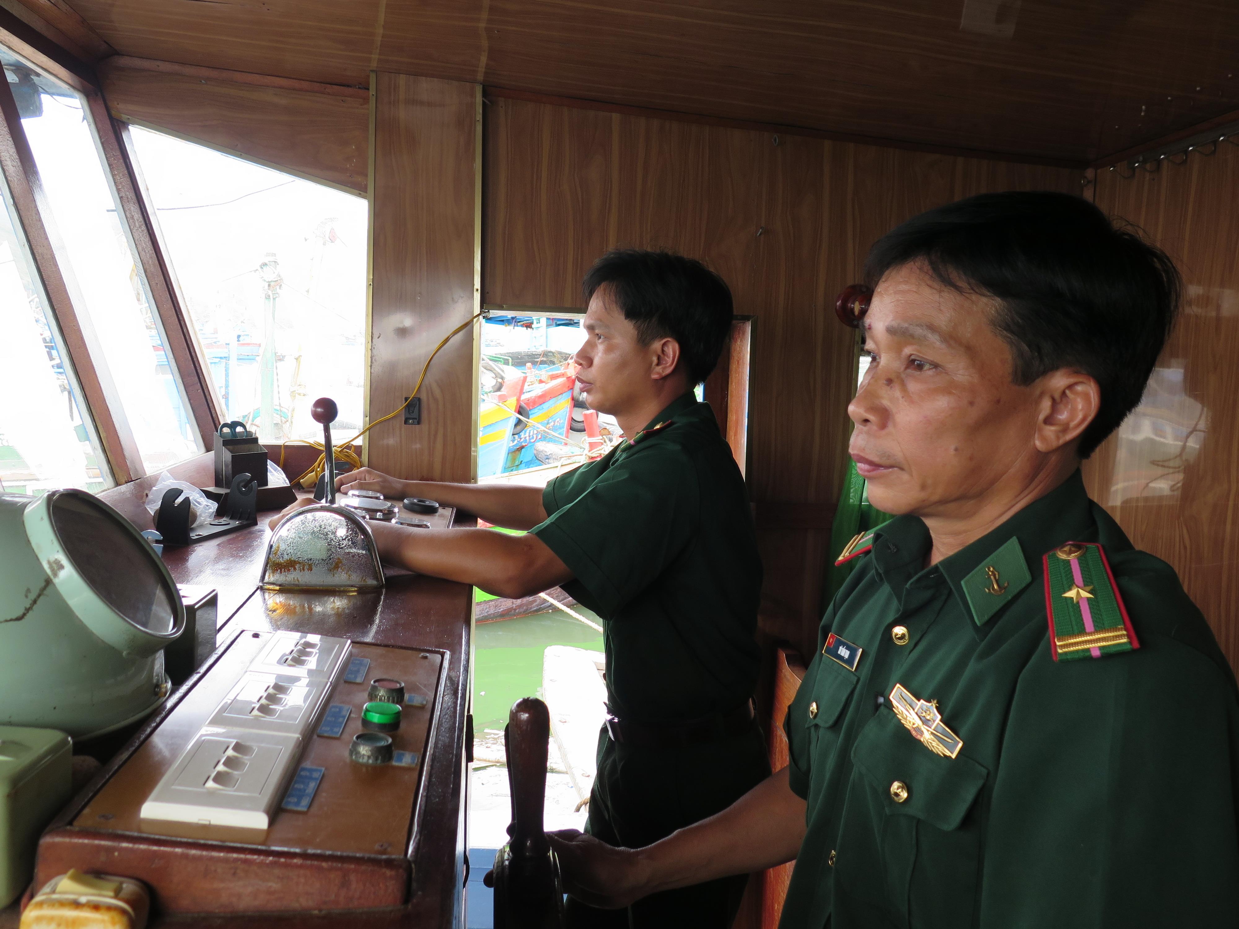 Niềm tin, điểm tựa của ngư dân

