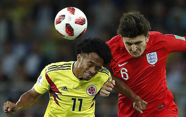 Nhiều toan tính, đầy căng cứng