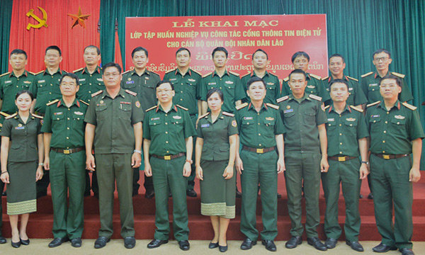 Khai mạc tập huấn nghiệp vụ công tác cổng thông tin điện tử cho quân đội Lào