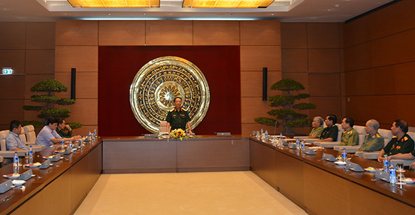 Hội chiến sĩ bảo vệ Thành cổ Quảng Trị tỉnh Vĩnh Phúc thăm Nhà Quốc hội