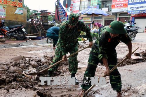 Tập trung giúp dân khắc phục hậu quả mưa lũ