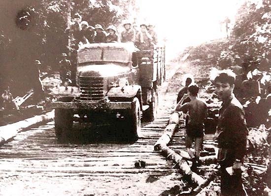 Một thời tuổi trẻ xung phong

